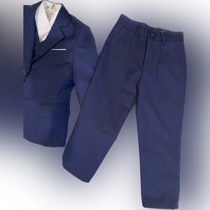 4 Piece Boys Navy Suit NWOT
